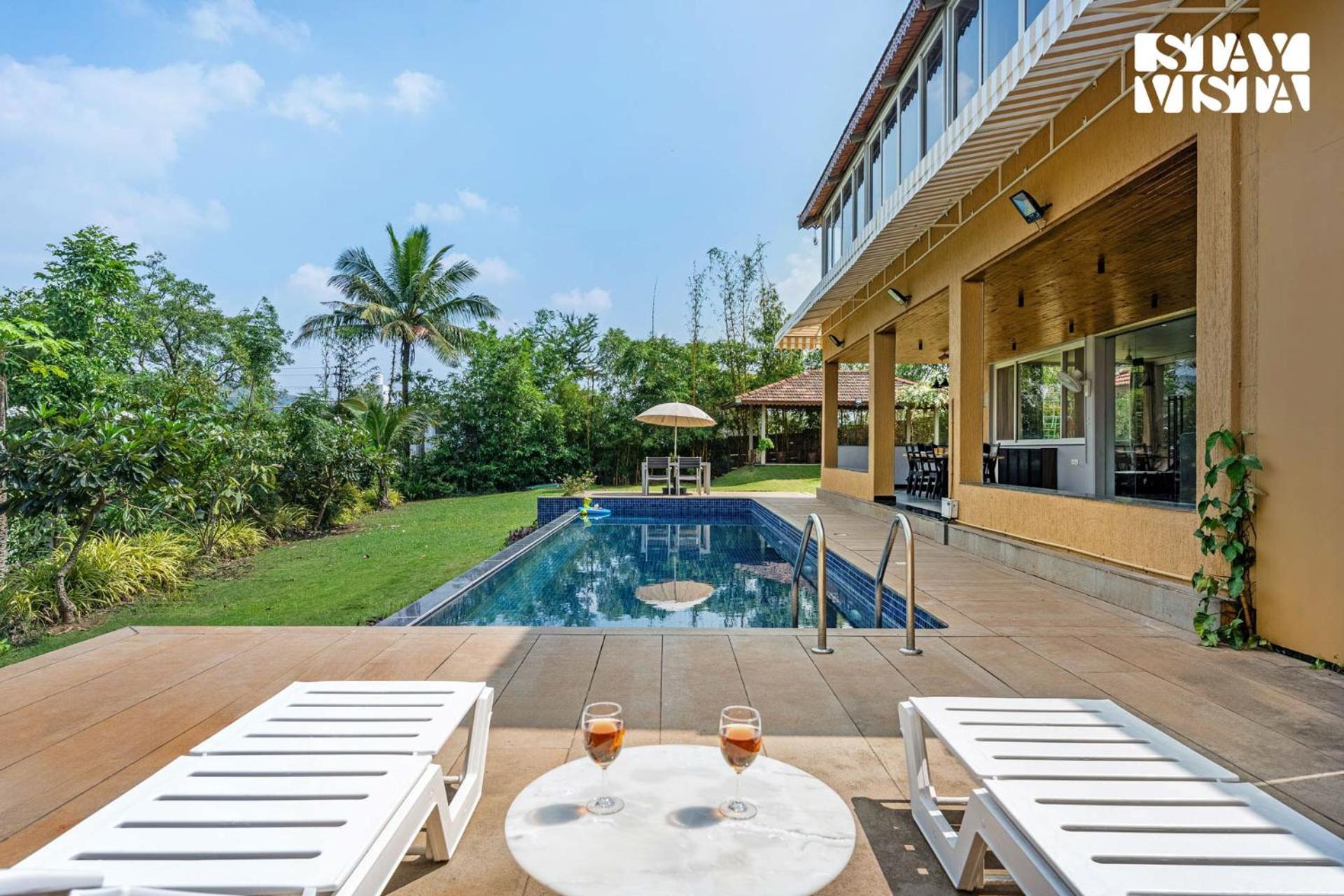 Stayvista At Countryside Meadows With Pool, Ac Pune Ngoại thất bức ảnh